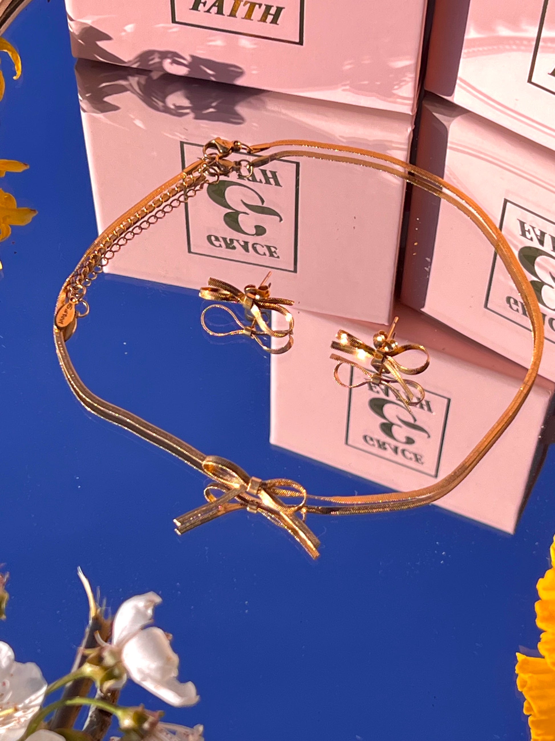 The Belle Bow Choker