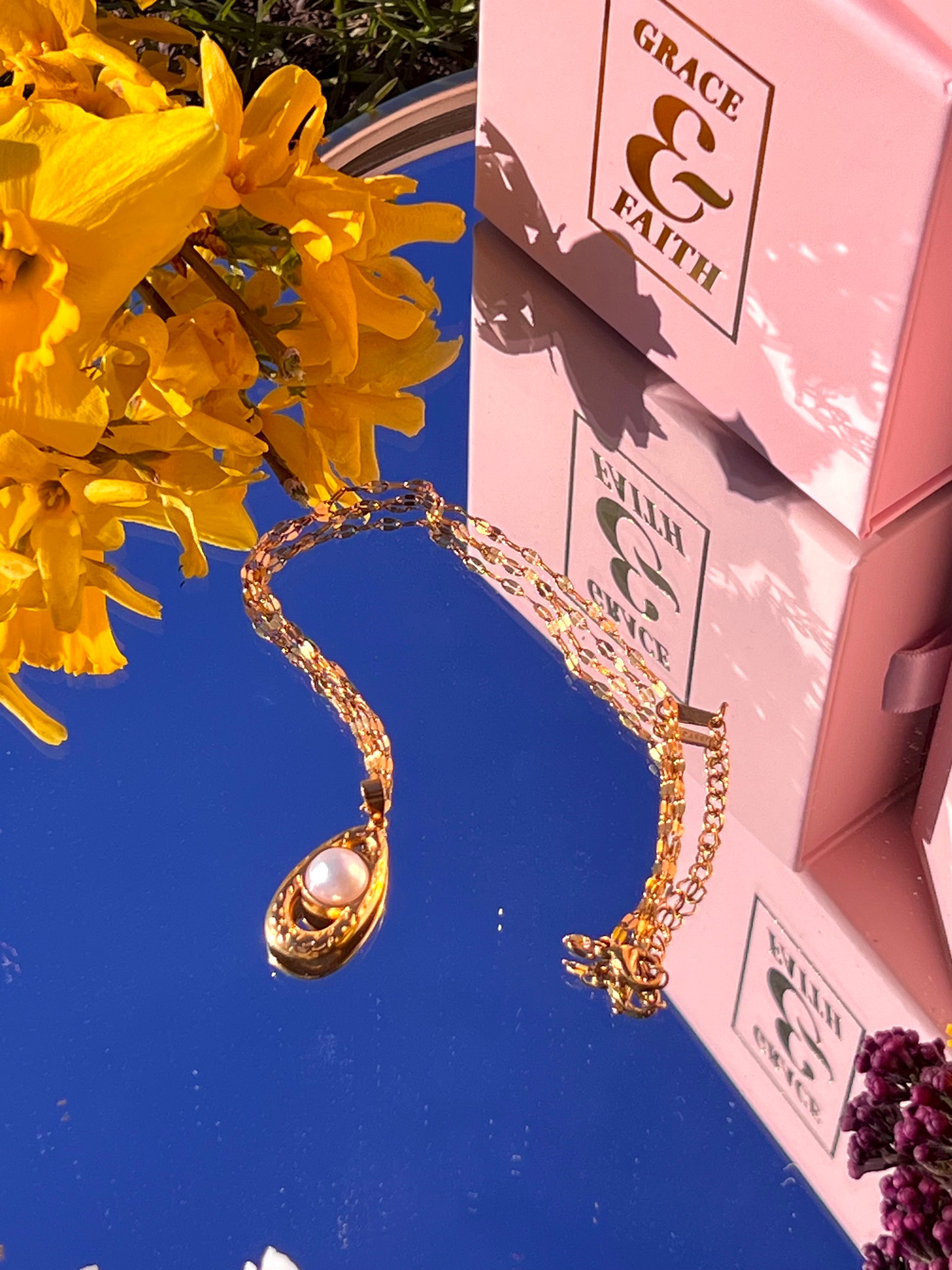 The Pearl Elara Necklace