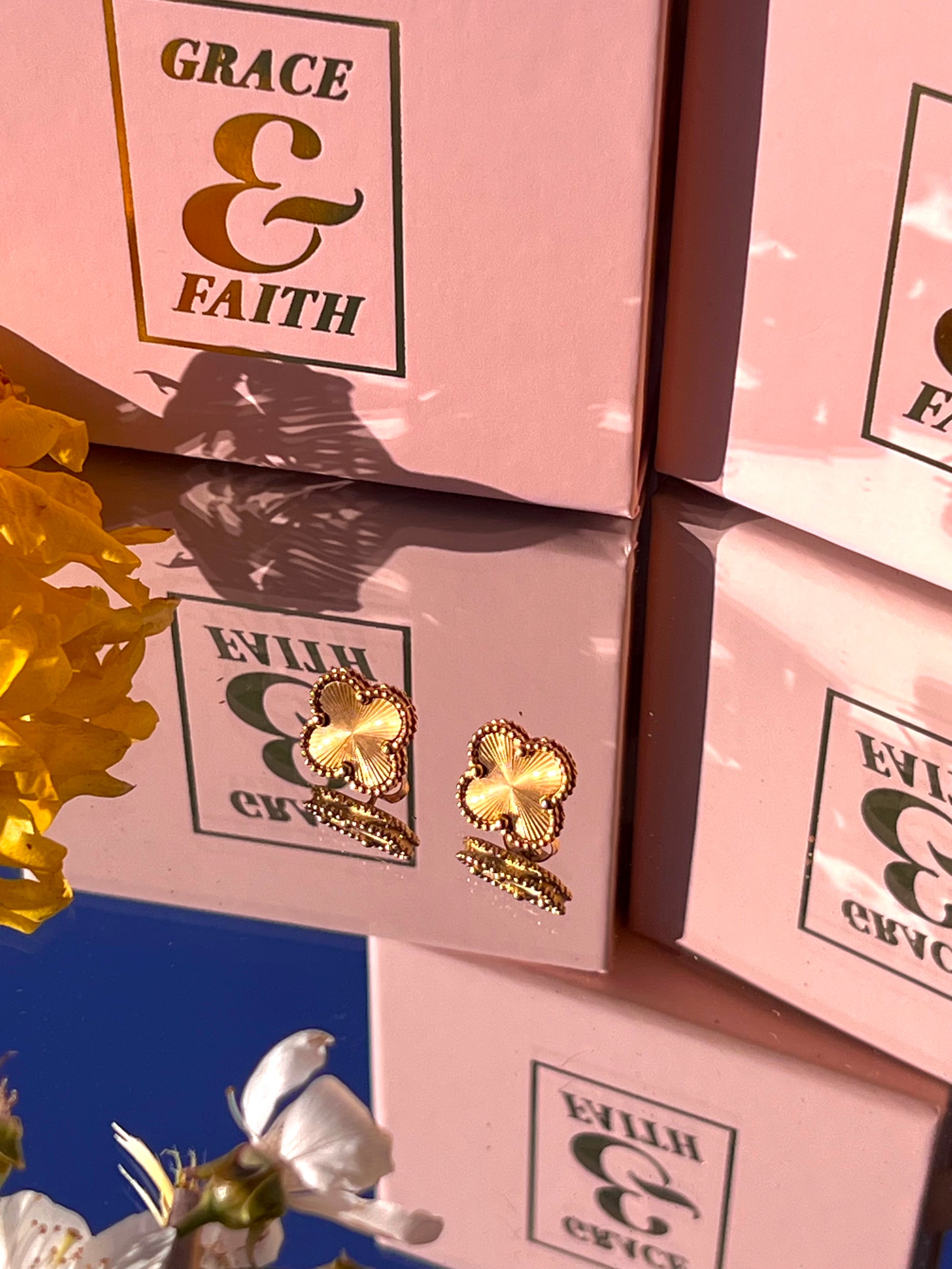 The Clover Stud Earrings